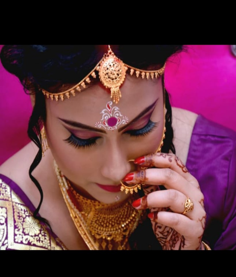 Make up Artist tripti